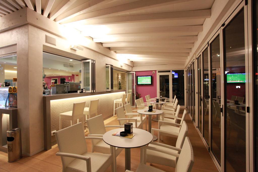 Hotel Lux Caorle Ngoại thất bức ảnh