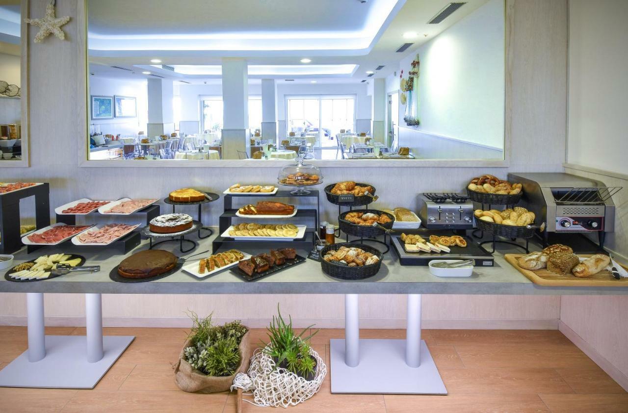 Hotel Lux Caorle Ngoại thất bức ảnh